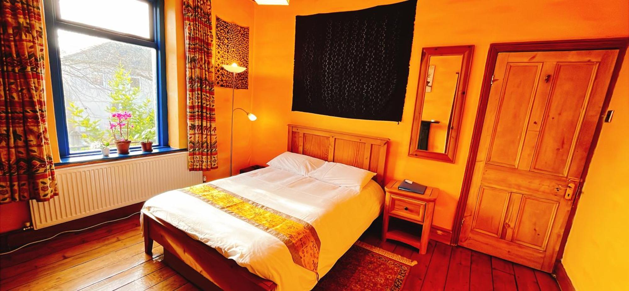 Funky Urban Jungle Bed & Breakfast Cardiff Dış mekan fotoğraf